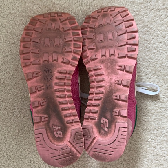 New Balance Running Shoes - Picture 4 of 4